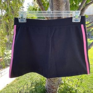 Green Dog | Vintage Y2K Black & Pink Mini Skirt